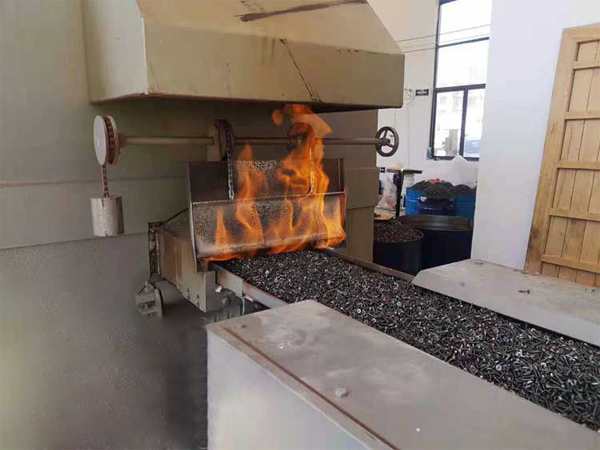 网带式铁钉淬火调质热处理生产线
